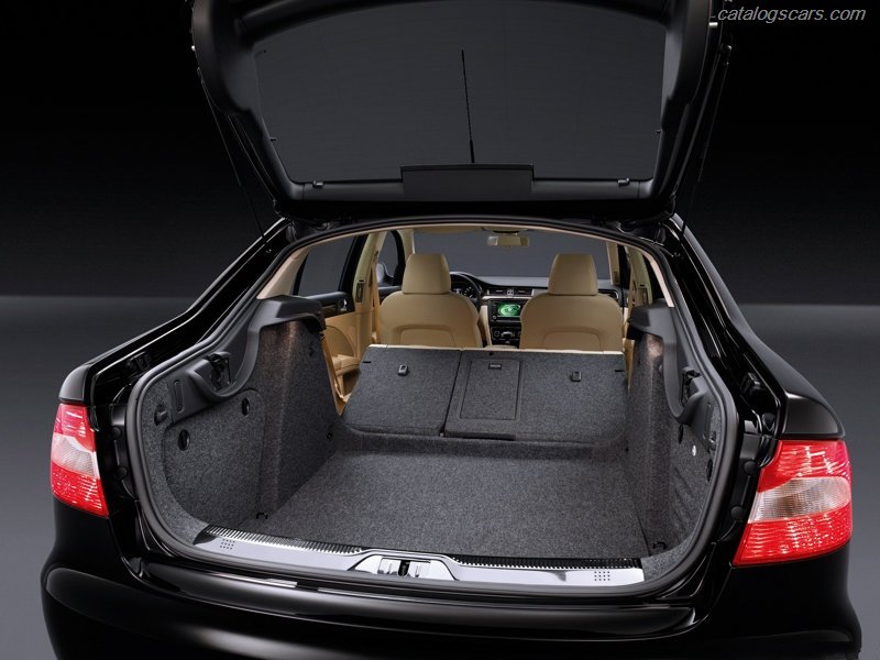 صور سيارة سكودا سوبيرب 2015 - اجمل خلفيات صور عربية سكودا سوبيرب 2015 - Skoda Superb Photos Skoda Superb 2011-15.jpg